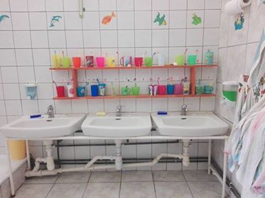 Felújítandó mosdóhelyiség